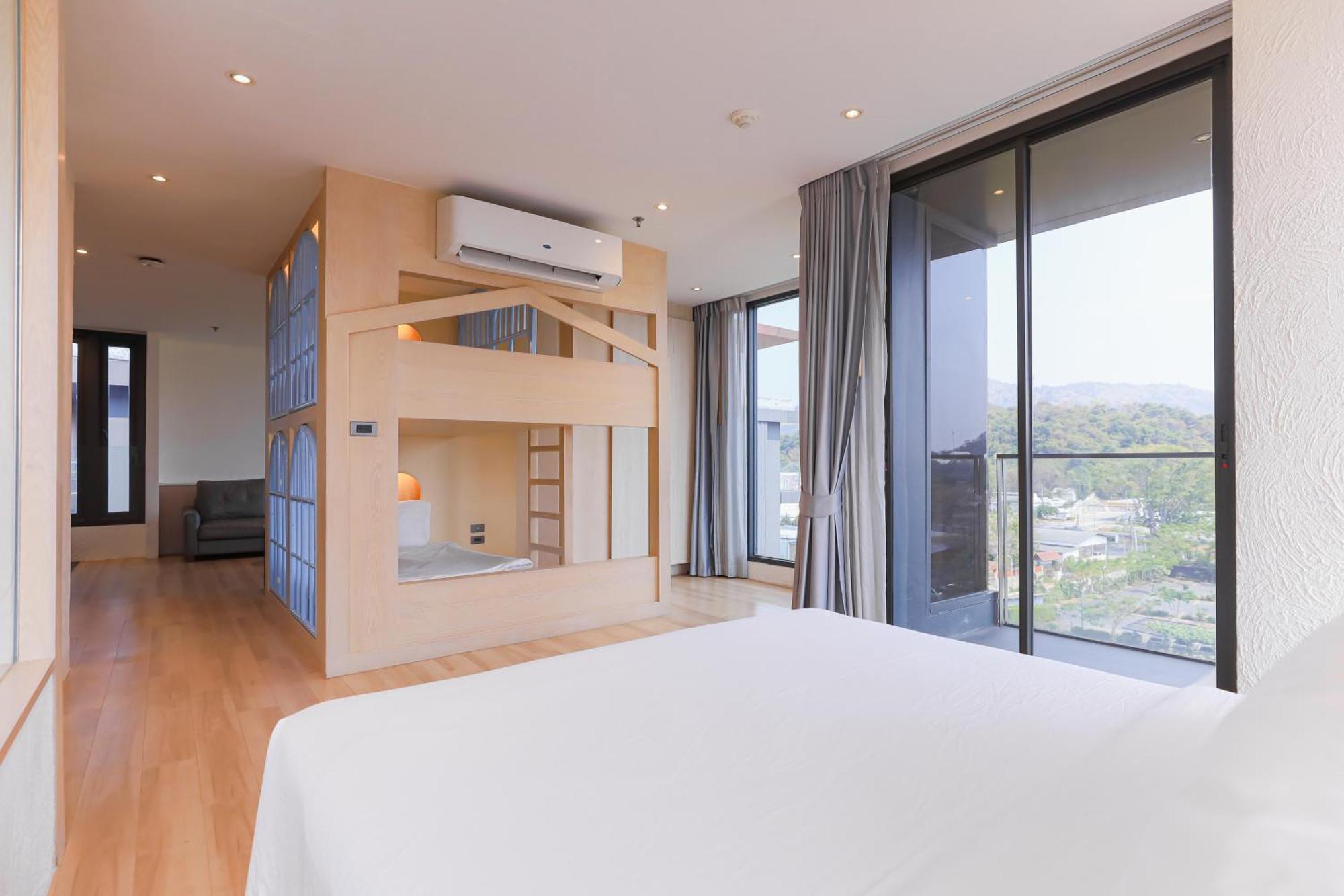 Balcony Seaside Sriracha Hotel & Serviced Apartments Si Racha Εξωτερικό φωτογραφία