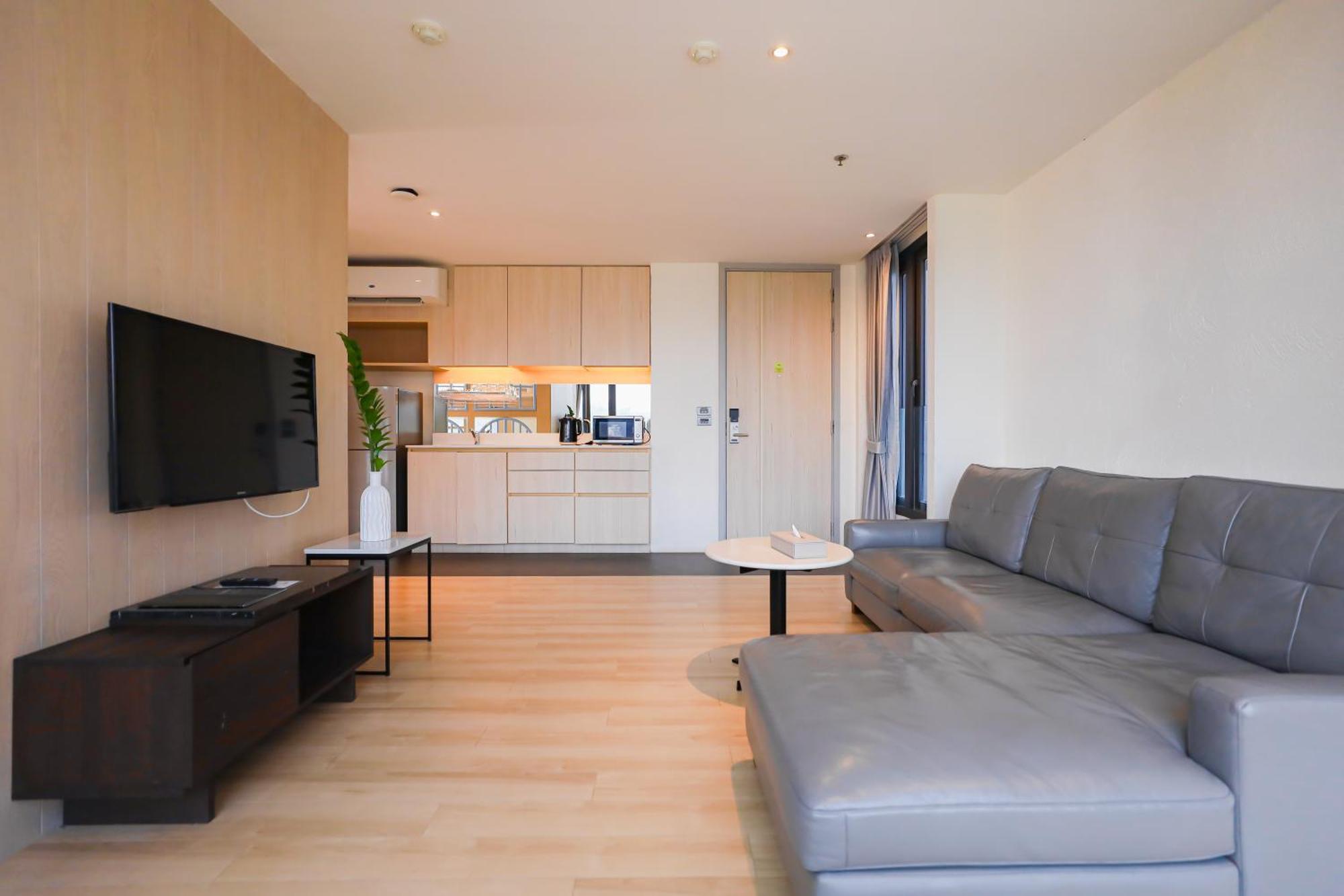 Balcony Seaside Sriracha Hotel & Serviced Apartments Si Racha Εξωτερικό φωτογραφία