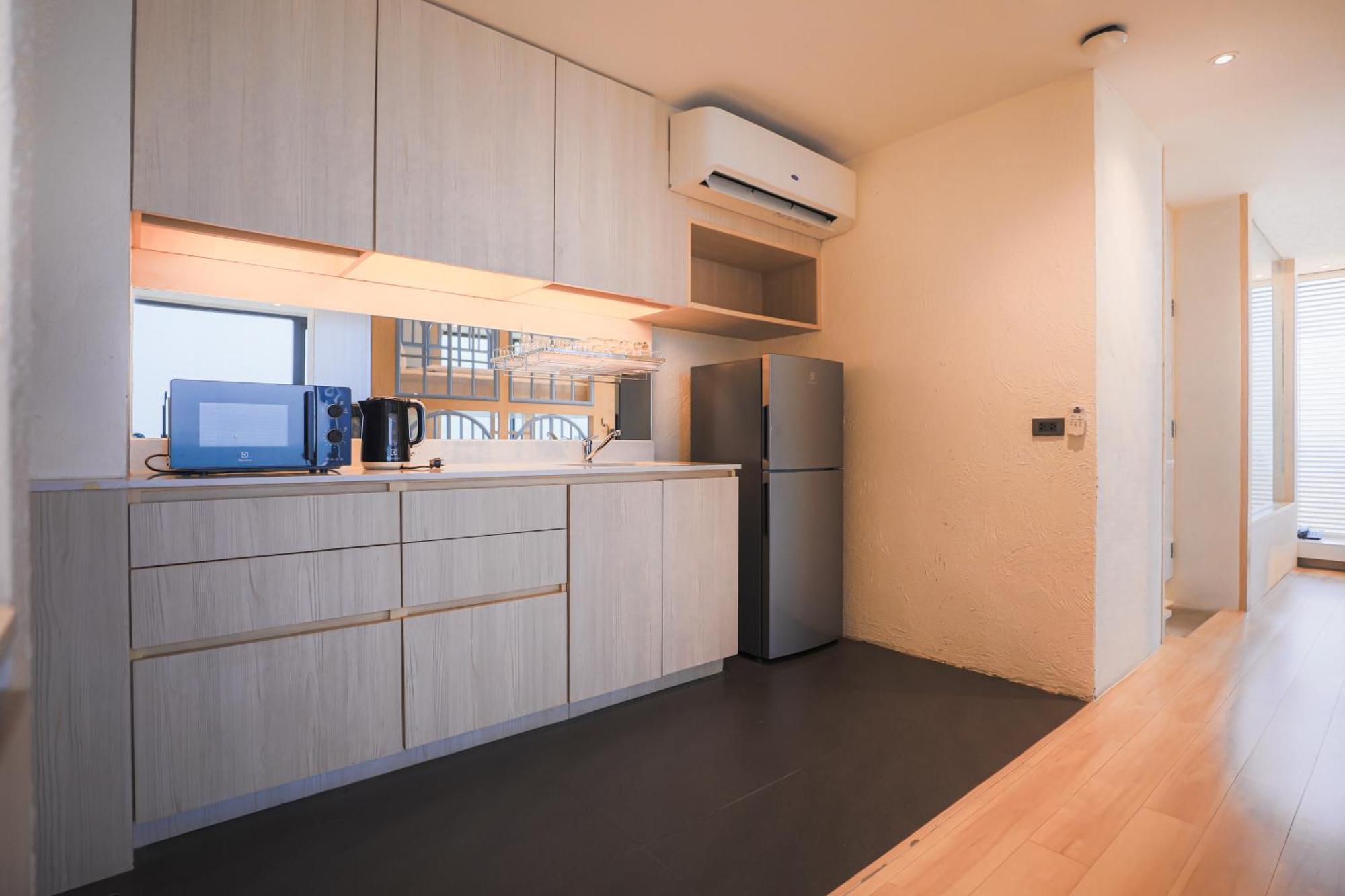 Balcony Seaside Sriracha Hotel & Serviced Apartments Si Racha Εξωτερικό φωτογραφία
