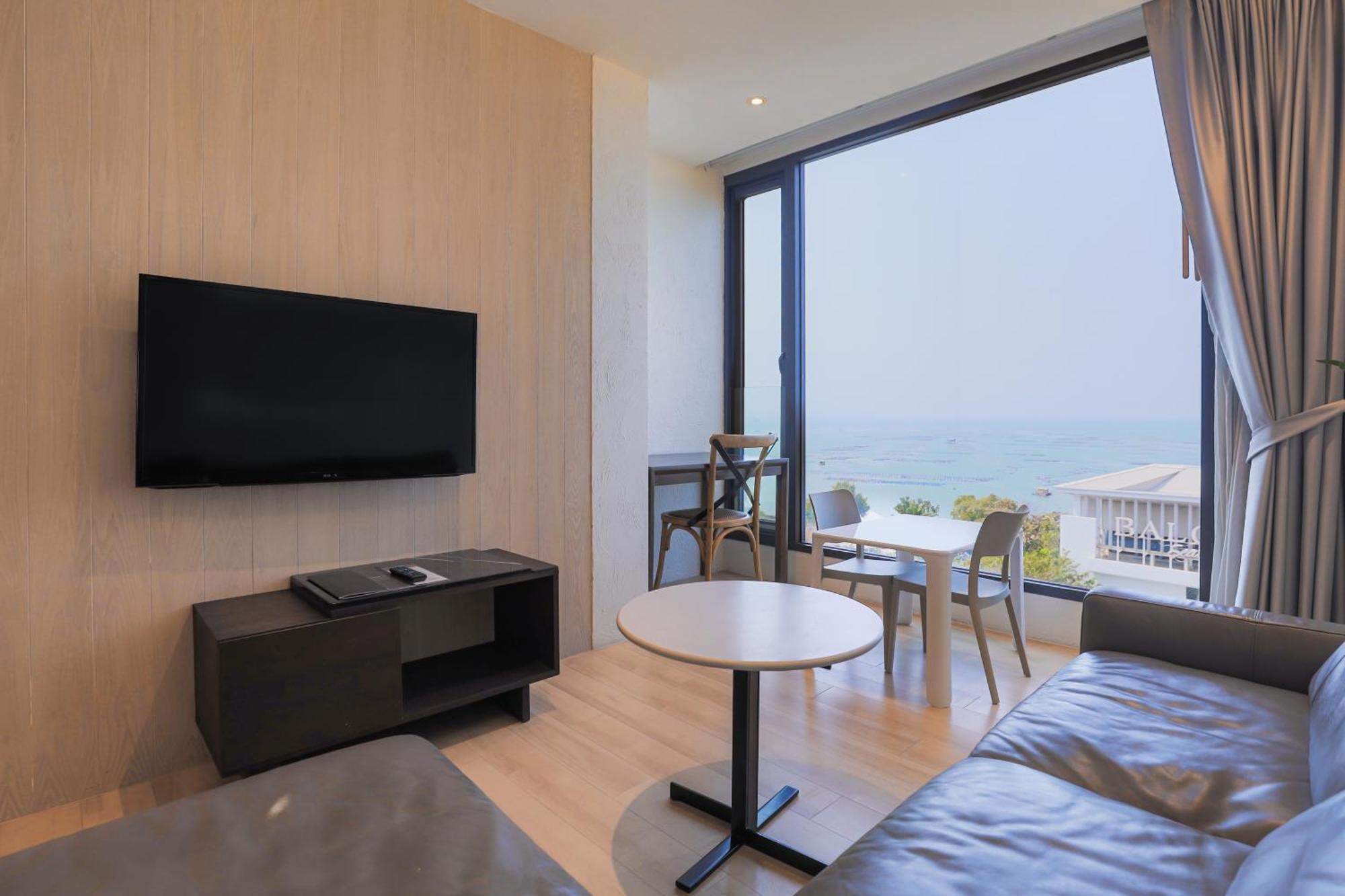 Balcony Seaside Sriracha Hotel & Serviced Apartments Si Racha Εξωτερικό φωτογραφία