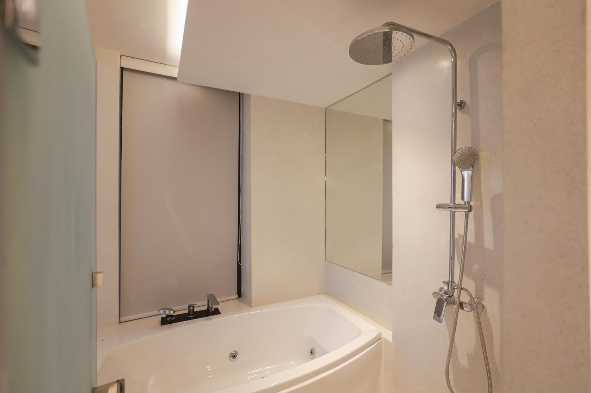 Balcony Seaside Sriracha Hotel & Serviced Apartments Si Racha Εξωτερικό φωτογραφία
