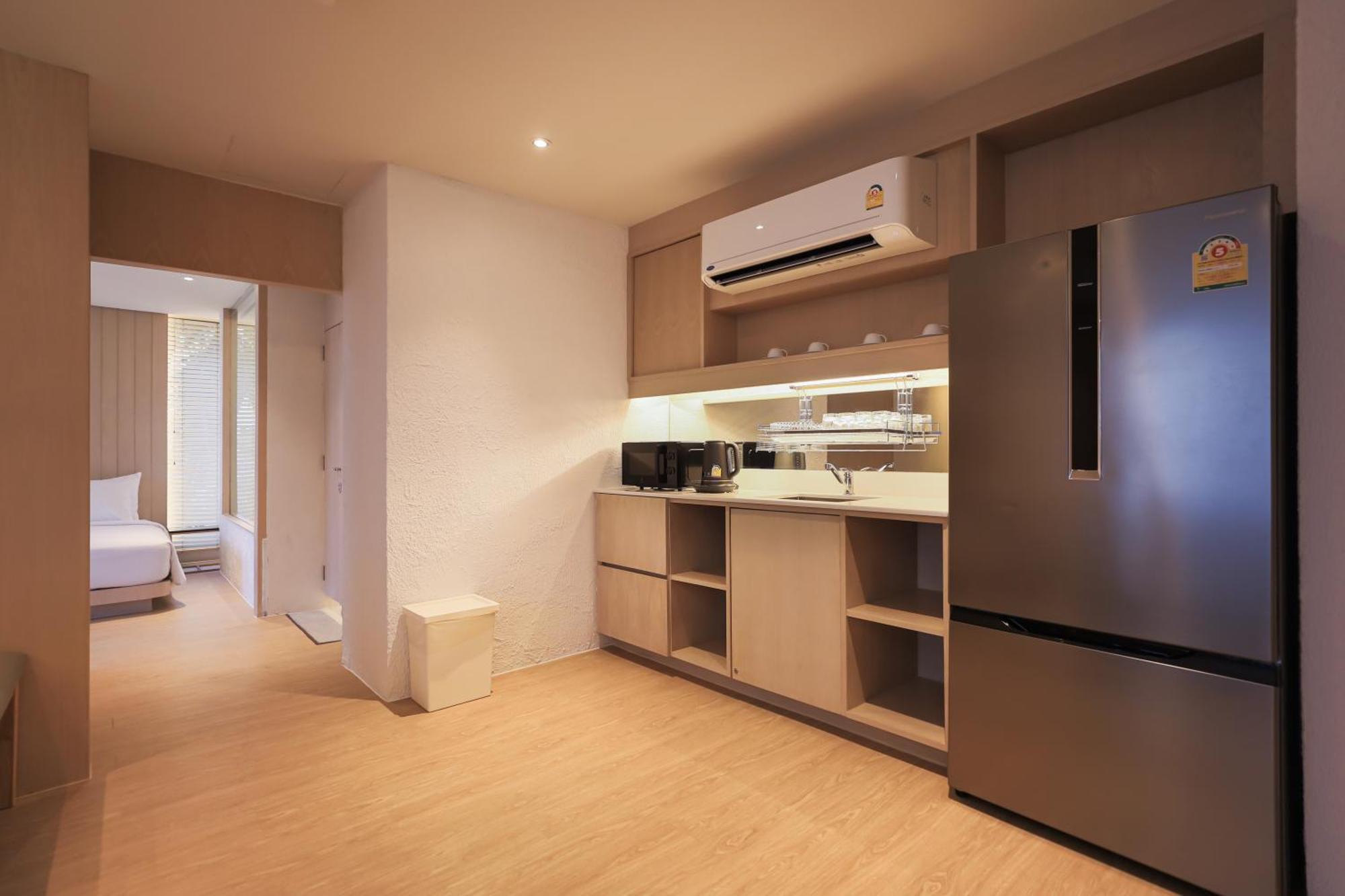 Balcony Seaside Sriracha Hotel & Serviced Apartments Si Racha Εξωτερικό φωτογραφία