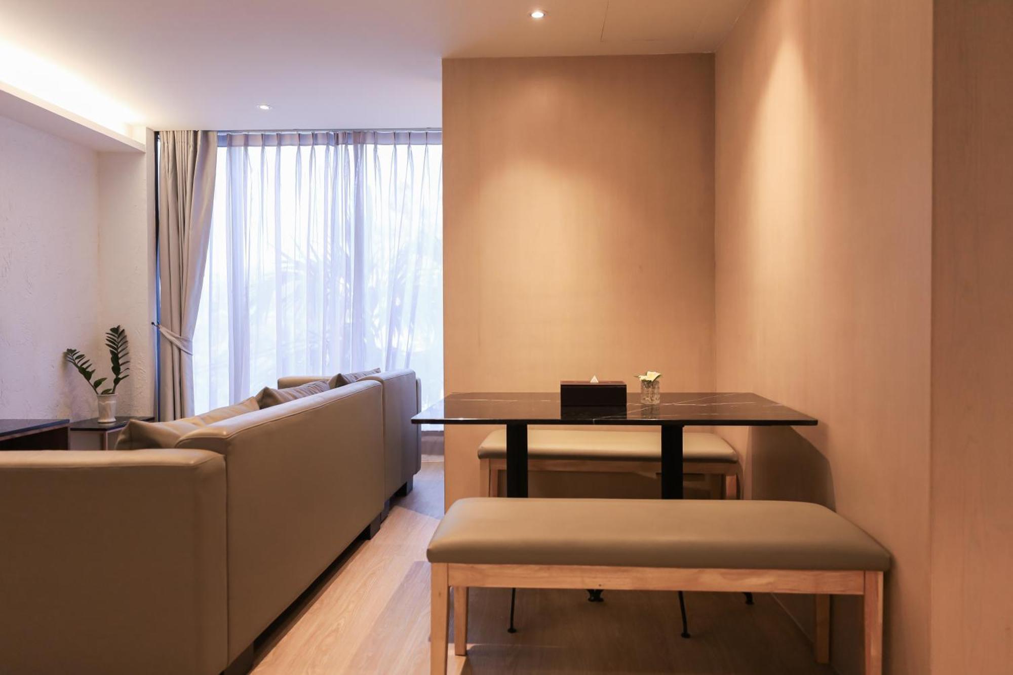 Balcony Seaside Sriracha Hotel & Serviced Apartments Si Racha Εξωτερικό φωτογραφία