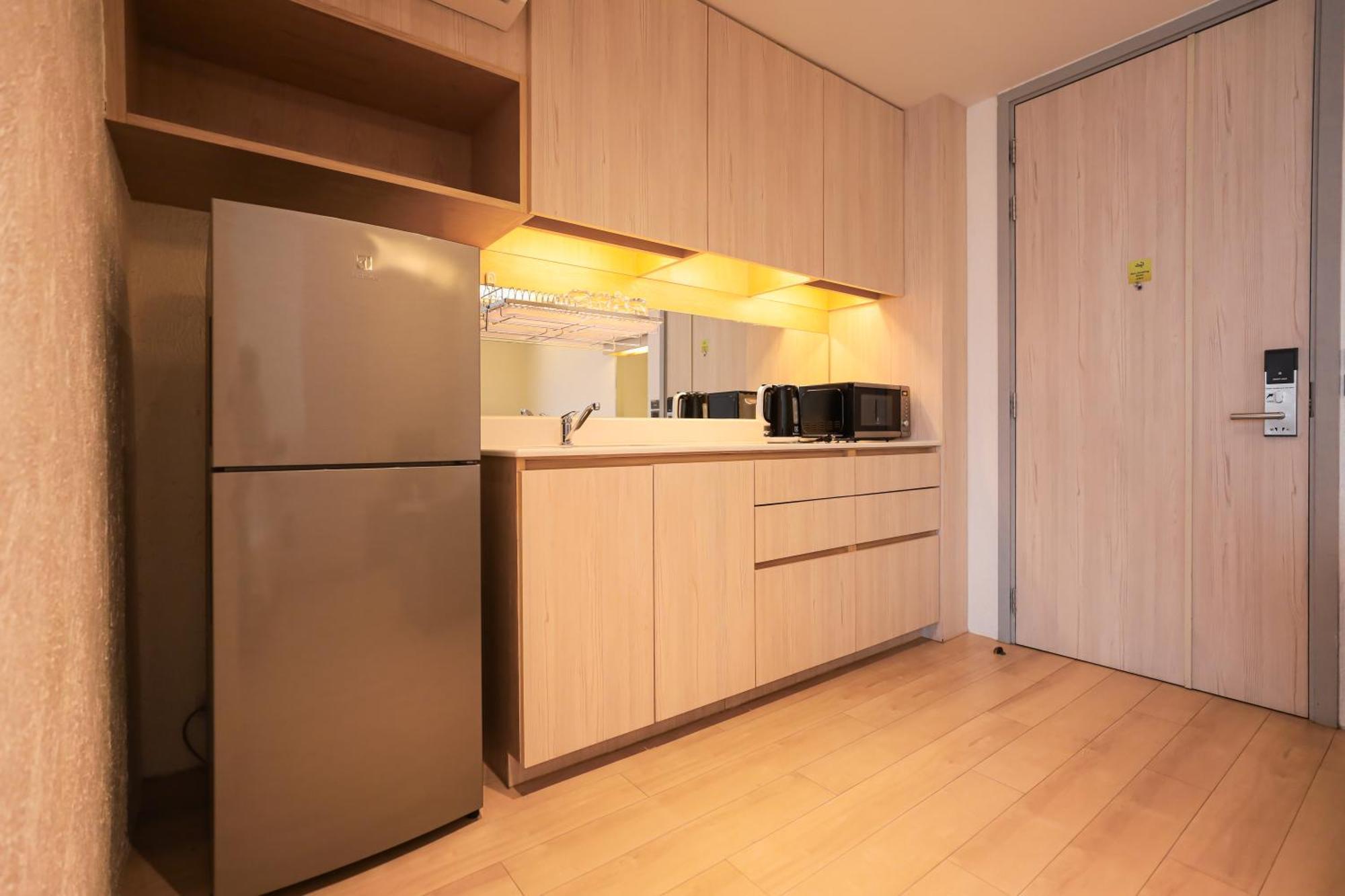 Balcony Seaside Sriracha Hotel & Serviced Apartments Si Racha Εξωτερικό φωτογραφία