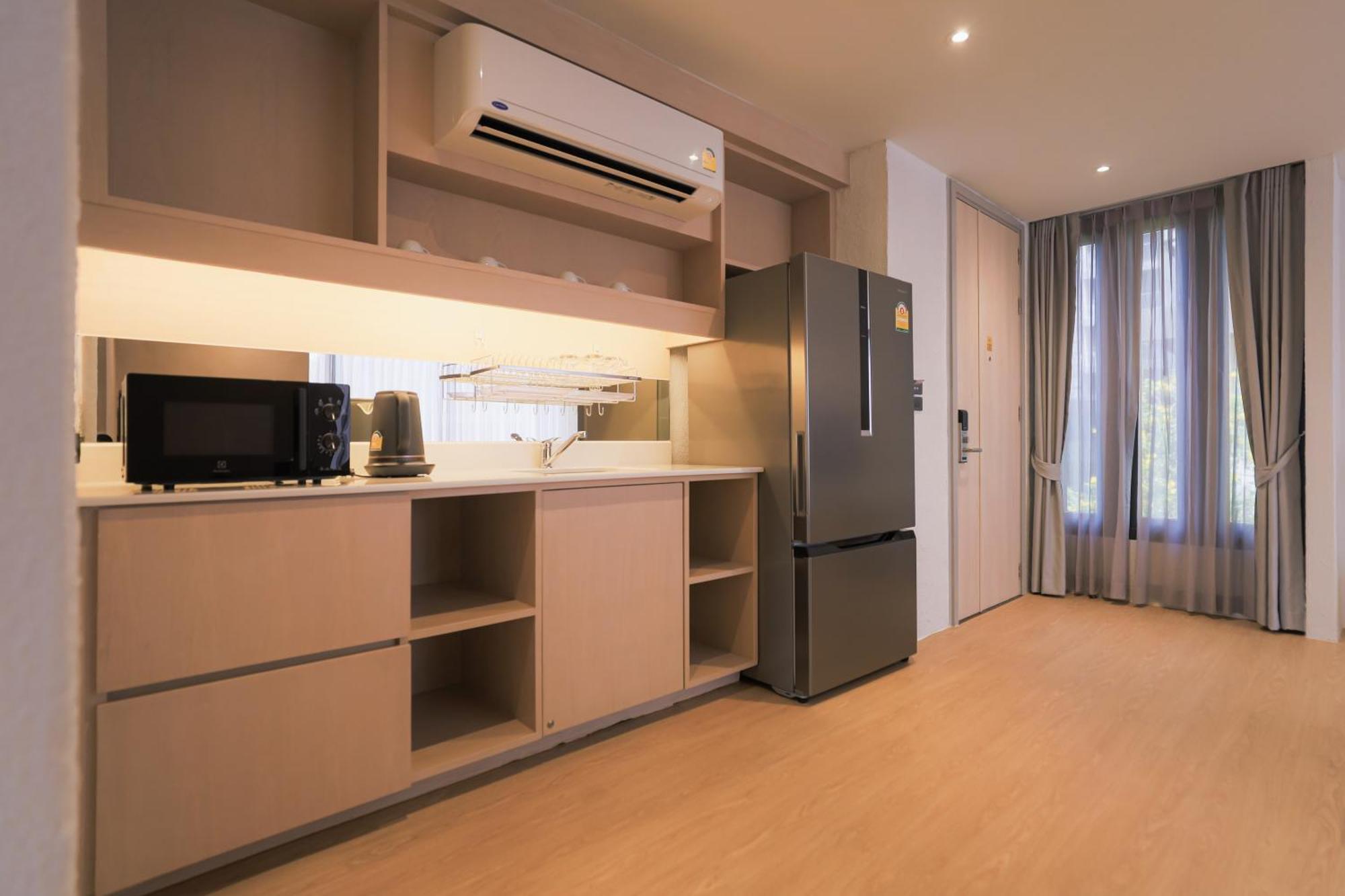 Balcony Seaside Sriracha Hotel & Serviced Apartments Si Racha Εξωτερικό φωτογραφία